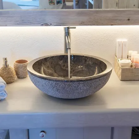 Akti Paros * Naousa (Paros)